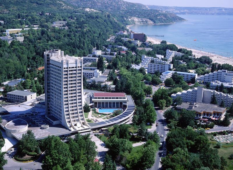 Самый популярный курорт Болгарии. Албена.