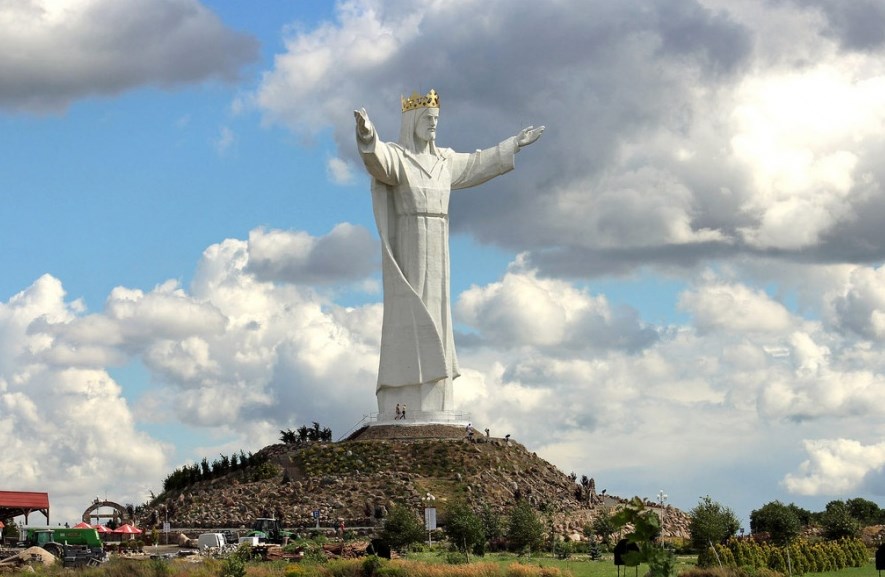Самая высокая на планете статуя